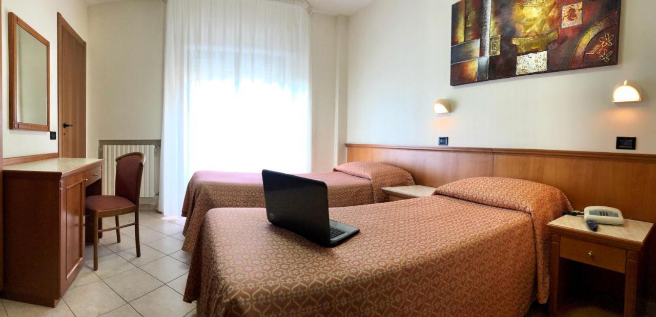 Hotel Sollievo San Giovanni Rotondo Exteriör bild